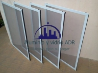 ALUMINIO Y VIDRIO ADR 