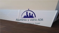 ALUMINIO Y VIDRIO ADR 