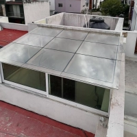 ALUMINIO Y VIDRIO ADR 